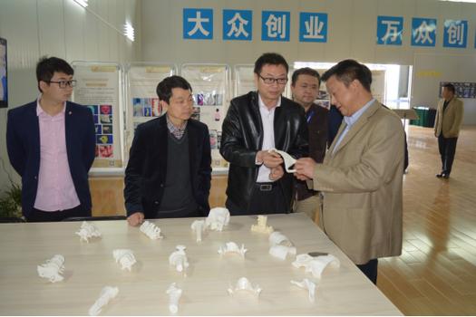 咸宁科技局方立清一行赴嘉一高科赤壁基地调研科技创新工作
